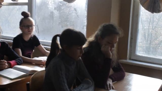 "Дом под крышей голубой" смотреть онлайн