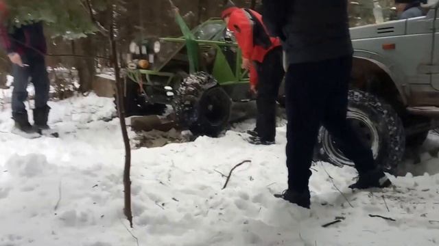 КАК ВЗОРВАТЬ КОЛЕСО БЕНЗИНОМ смотреть онлайн