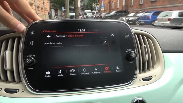 How to Turn On / Off Auto Doors Lock in Fiat 500? смотреть онлайн