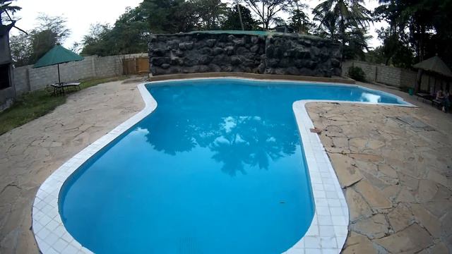 Am dormit la cort în Tanzania (S1E8) смотреть онлайн