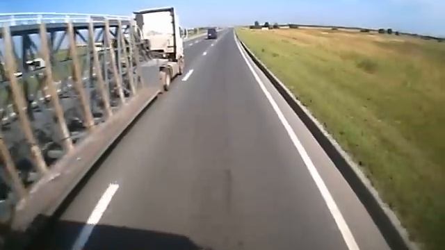 Учитель на Софийской, едем в Колпино смотреть онлайн