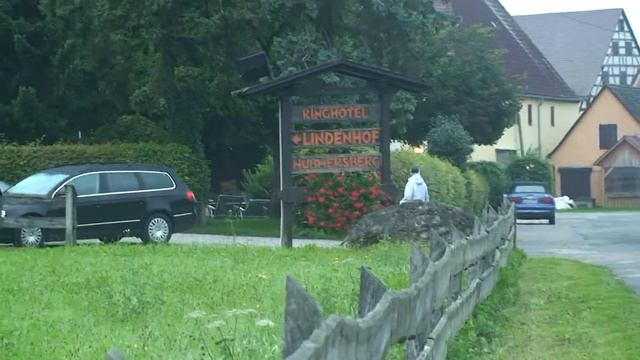 Зарина и Мирта фом Иринхоф в Хубмерсберге утром в отеле Линденхоф смотреть онлайн