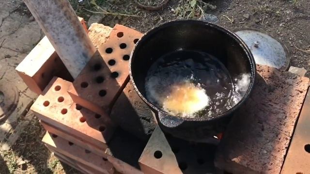 Влог : Наш день. Вкусные пирожки на костре. смотреть онлайн