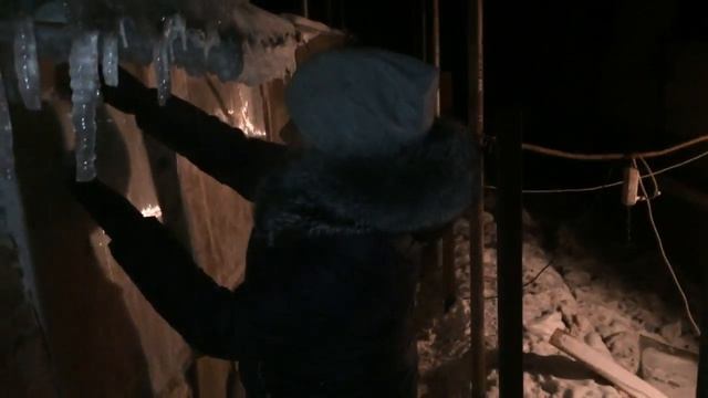 Зимнее содержание свиней и маленьких поросят в теплых станках смотреть онлайн