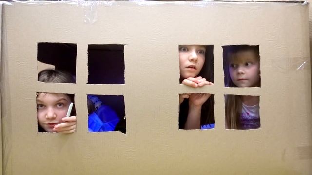 Побег Из КАРТОННОЙ ТЮРЬМЫ Челлендж ! смотреть онлайн