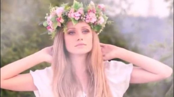 Не выбирай красивую, с лица воды не пить А люби хорошую, чтоб вместе жить да жит