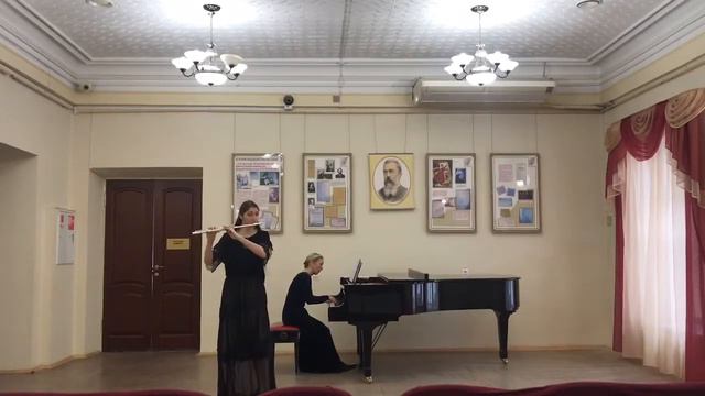 К. Рейнеке Концерт для флейты D-dur 2,3 часть смотреть онлайн