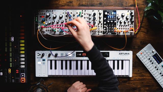 Mutable Instruments Rings has a 2-OP FM SYNTH!! смотреть онлайн