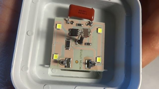 РАЗБИРАЮ КИТАЙСКИЙ НОЧНИК с Алиэкспроесса. Обзор ночника и схема смотреть онлайн