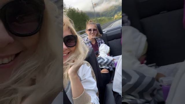 За рулем кабриолета 😎 смотреть онлайн