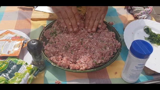 КАК ПРИГОТОВИТЬ ДВА БЛЮДА НА ПРАЗДНИК.МЯСО И ЛЮЛЯ КЕБАБ. смотреть онлайн