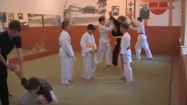 Айкидо. Дети. Киев, Додзё Хишокан (hishokan.com) смотреть онлайн