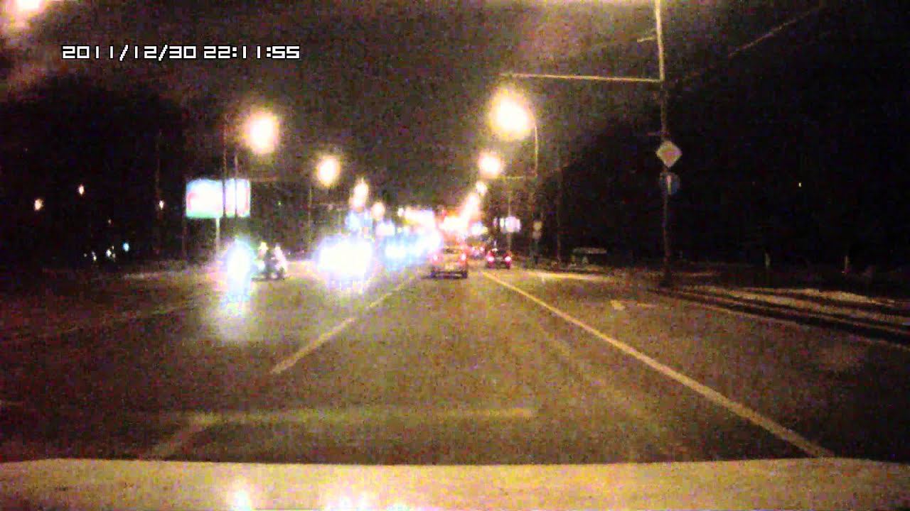 Видеорегистратор DOD F500LHD - пример ночной съёмки