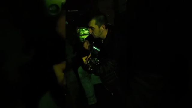 Игра на казу, духовой музыкальный инструмент. Ты ушла рано утром - Алексей Полшков (Чиж&K) смотреть онлайн