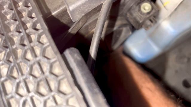 How To Replace 2007-2020 GM High & Low Beams! New AUXITO LED Bulbs! смотреть онлайн