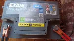 Автомобильный аккумулятор Иксайд Премиум(Exide Premium)обзор и отзыв после полутора лет эксплуатации