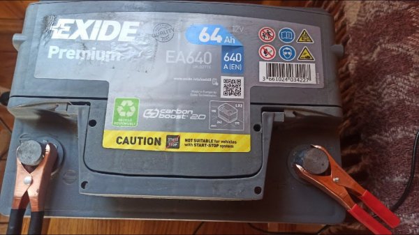 Автомобильный аккумулятор Иксайд Премиум(Exide Premium)обзор и отзыв после полутора лет эксплуатации