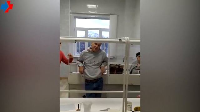Зуботехники Всеволожской КМБ продолжают работать, но уже без оборудования. смотреть онлайн
