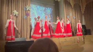 Романс Свердловской обл. «По морю рыбонька гуляла» поёт ансамбль народной песни «Задоринка» шк. 119