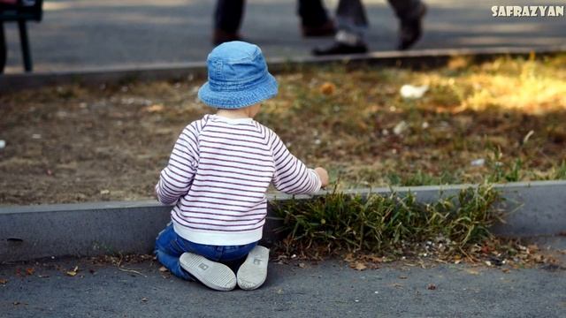 МАКС и играет и рисует - 2017 смотреть онлайн