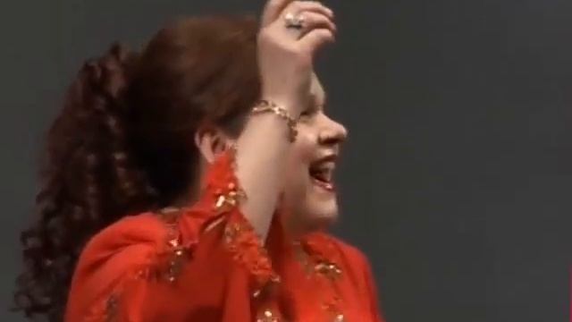 Anna Litvinenko and Nekrasov Russian Orchestra - "Дорогой длинною" смотреть онлайн