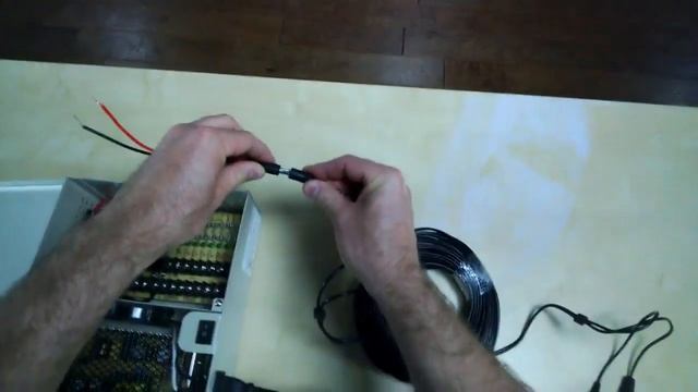CCTV Camera Power Supply Box Wiring with Premade Siamese Cable смотреть онлайн