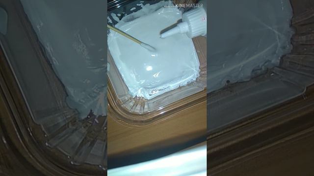 //Как сделать слайм из клея: 