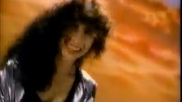 Alanis Morissette - Walk Away смотреть онлайн