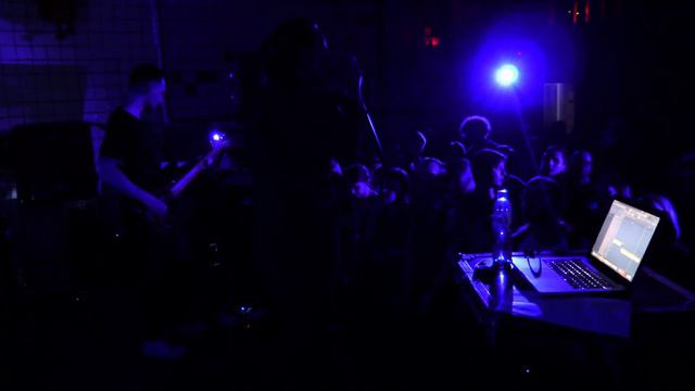 Ploho - Закладка (live 25/04/19 Pluton Moscow) смотреть онлайн