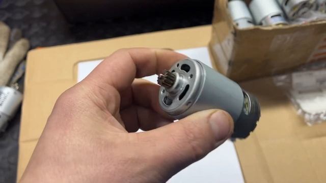 Как подобрать двигатель для аккумуляторного шуруповёрта (METABO) смотреть онлайн