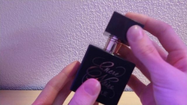 Encre Noire Lalique pour elle