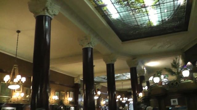 КАФЕ ТОРТОНИ - Буэнос-Айрес / CAFE TORTONI - Buenos Aires