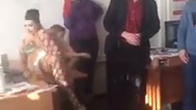 Празднуем день защитника смотреть онлайн