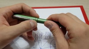 Обзор-сравнение перьевых ручек Parker Vector и Parker Vector XL