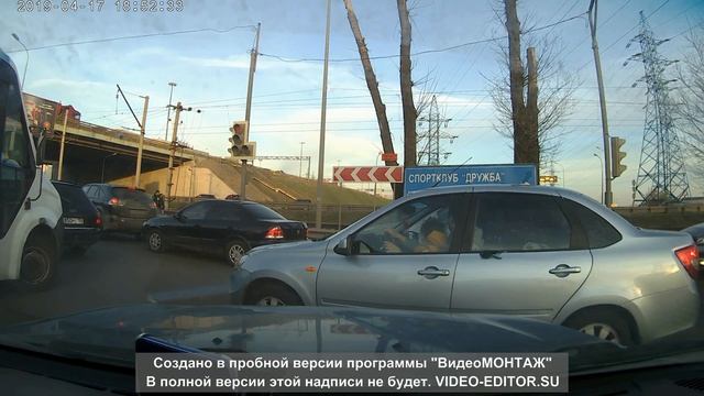 17 апреля 2019 в 18:51 ребенок на руках у водителя съезд с Новорязанского шоссе в сторону Люберец смотреть онлайн