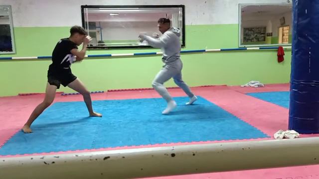 Achraf Chennaoui / Mehdi Bennani (MMA Rabat) смотреть онлайн