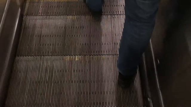 Обзор рекламы на самую  крутую портативную  приставку SUP Game Box 5 в 1