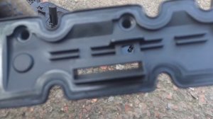 Замена клапанной крышки на Peugeot 407 (EW10A). Клапан рециркуляции картерных газов.