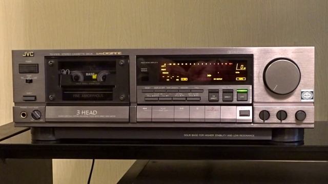 JVC винтажная кассетная дека 1988 г. серии ТИТАН смотреть онлайн