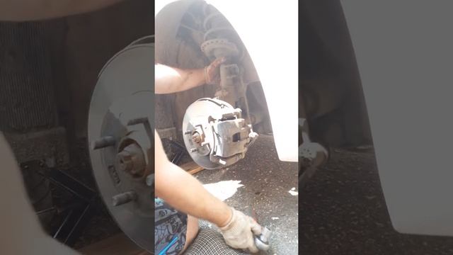 Замена стойки стабилизатора смотреть онлайн