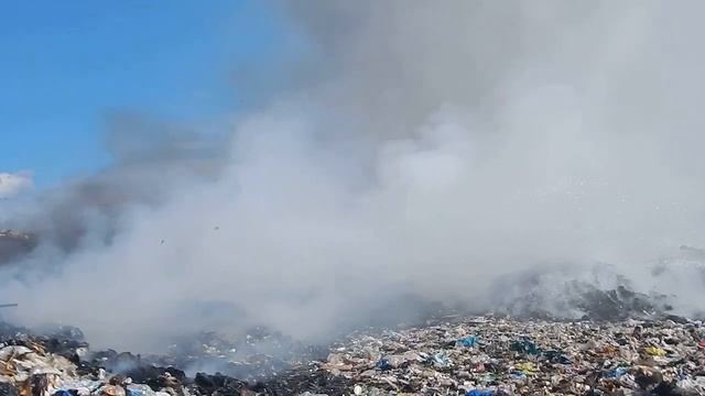 Тушение Кирово-Чепецкого полигона ТБО смотреть онлайн