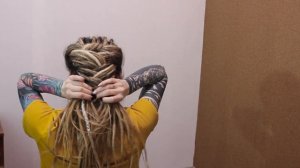 ПРИЧЕСКИ ИЗ ДРЕД. Как делать прически из дред? Прически с дредами