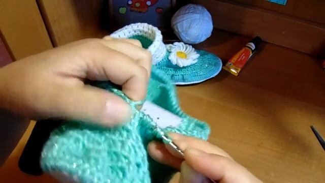 Вязание крючком Следки из Войлочной подошвы часть 5. смотреть онлайн