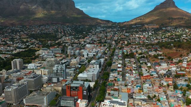 Кейптаун 8K VIDEO ULTRA HD 240 FPS - Столица ЮАР смотреть онлайн