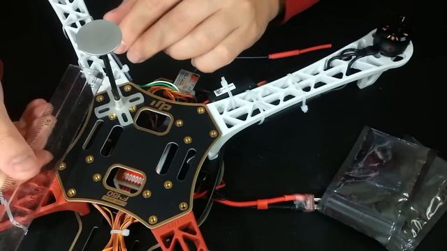 Сборка квадрокоптера DJI F450 E300 + Naza m lite + GPS 5/6 смотреть онлайн
