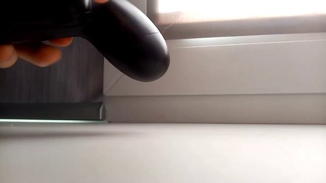 При игре в фортнайт с геймпада клонит камеру. Решение проблемы. смотреть онлайн