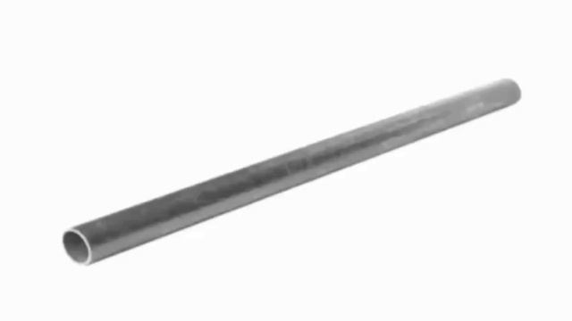 5 Hours of Silence Being Randomly Broken by a Metal Pipe смотреть онлайн