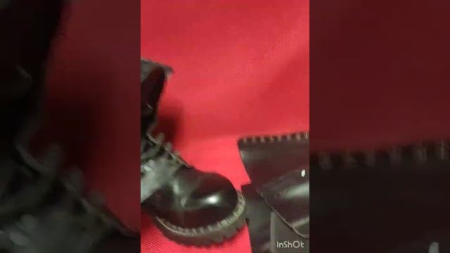 Укоротили голенище.