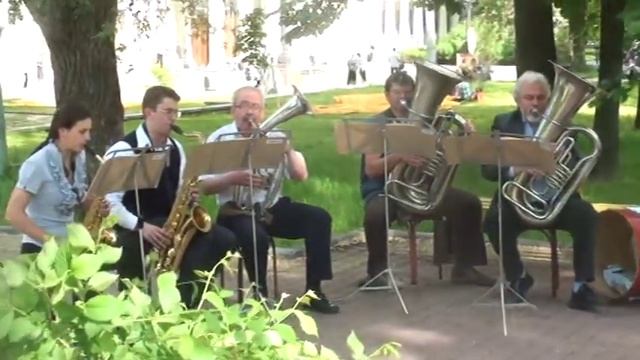 Духовой оркестр "Реприза" - Карлсон смотреть онлайн