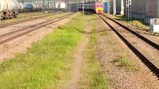 Электропоезд эт2м-109 Сообщением Финляндский Вокзал Пупышево Отправляется с платформы Мга смотреть онлайн